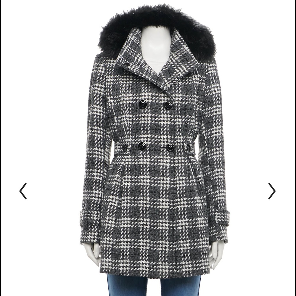 IZ Byer Grey and White coat